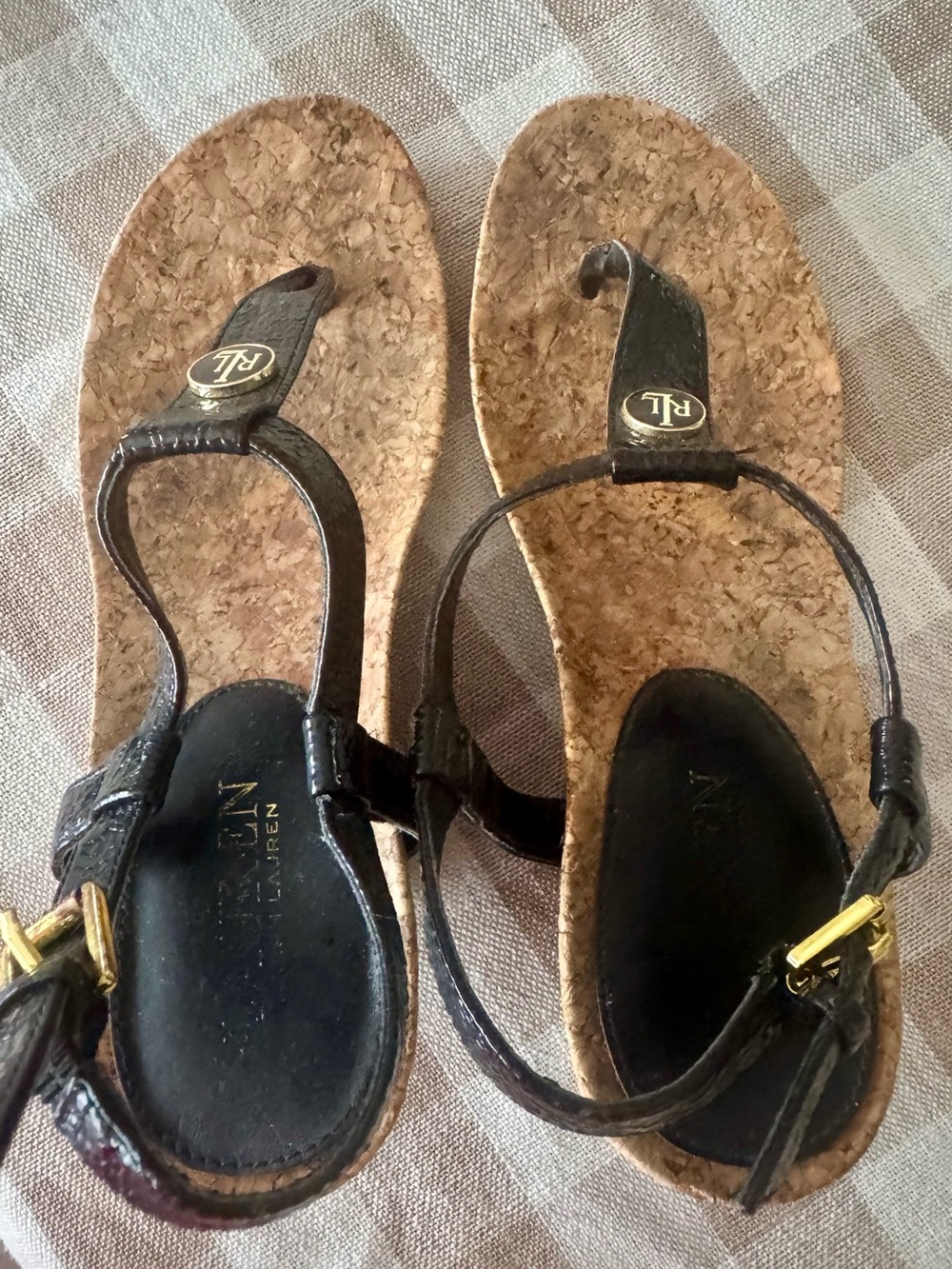 Ralph Lauren Women's Reeta T-Strap Wedge Sandals in Black Patent Leather. - Picture 3 of 7